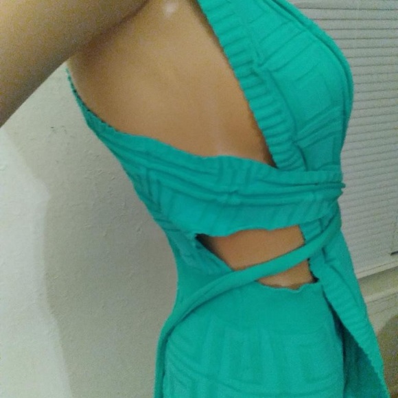 Versatile tie-up dress 👗 Very sexy and unique! Can be worn various ways. MEDIUM - Picture 9 of 14